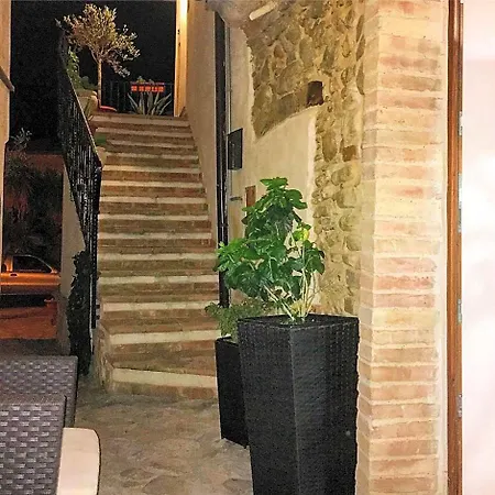 Oda ve Kahvaltı San Pio