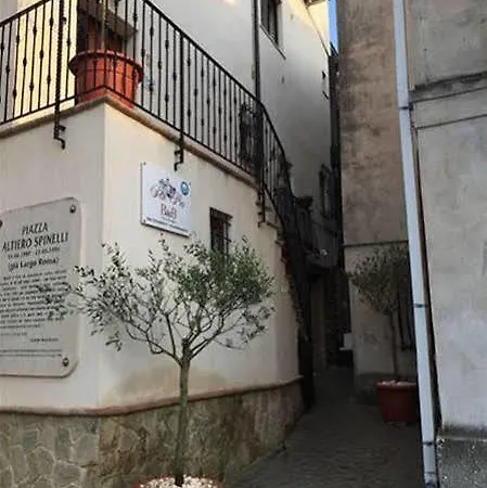 Oda ve Kahvaltı San Pio