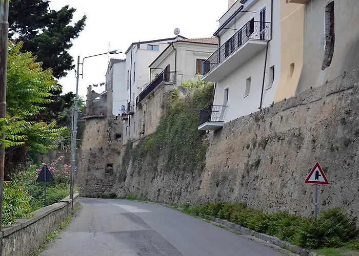 לינה וארוחת בוקר San Pio 3*