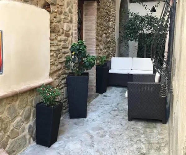 San Pio לינה וארוחת בוקר 3*